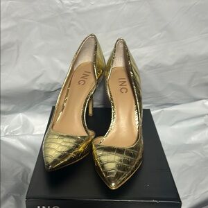 INC International Concepts Women's Gold Pumps Binc c7 7c